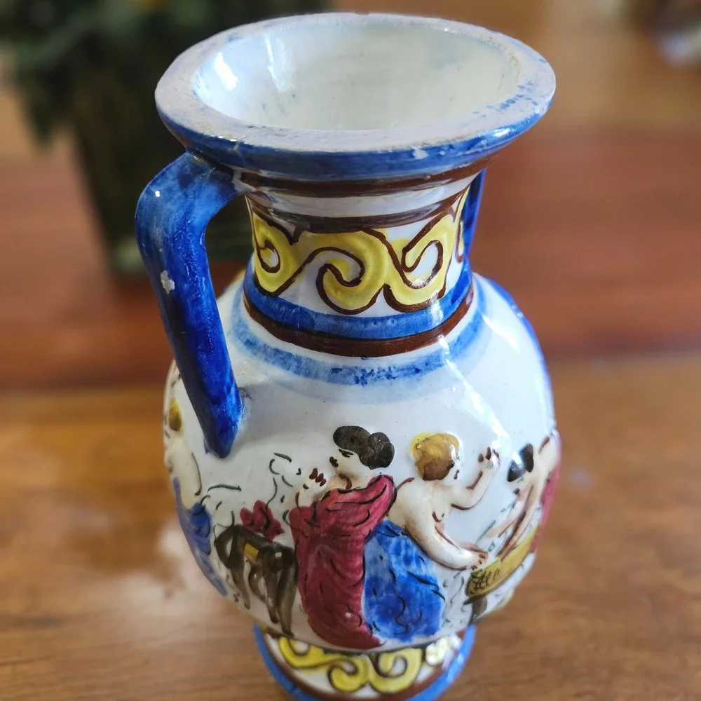 Vtg Italian Majolica Hand Painted Double Handle Urn Vase Mythological Scene